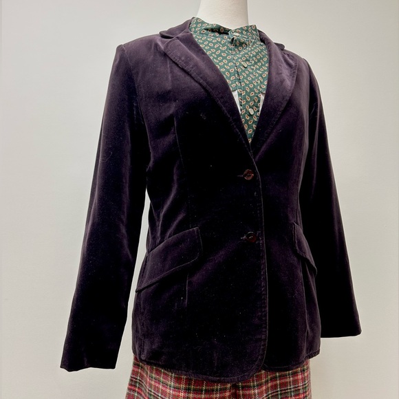 Burgundy blazer tailored in a beautiful velvet - Picture 3 of 6